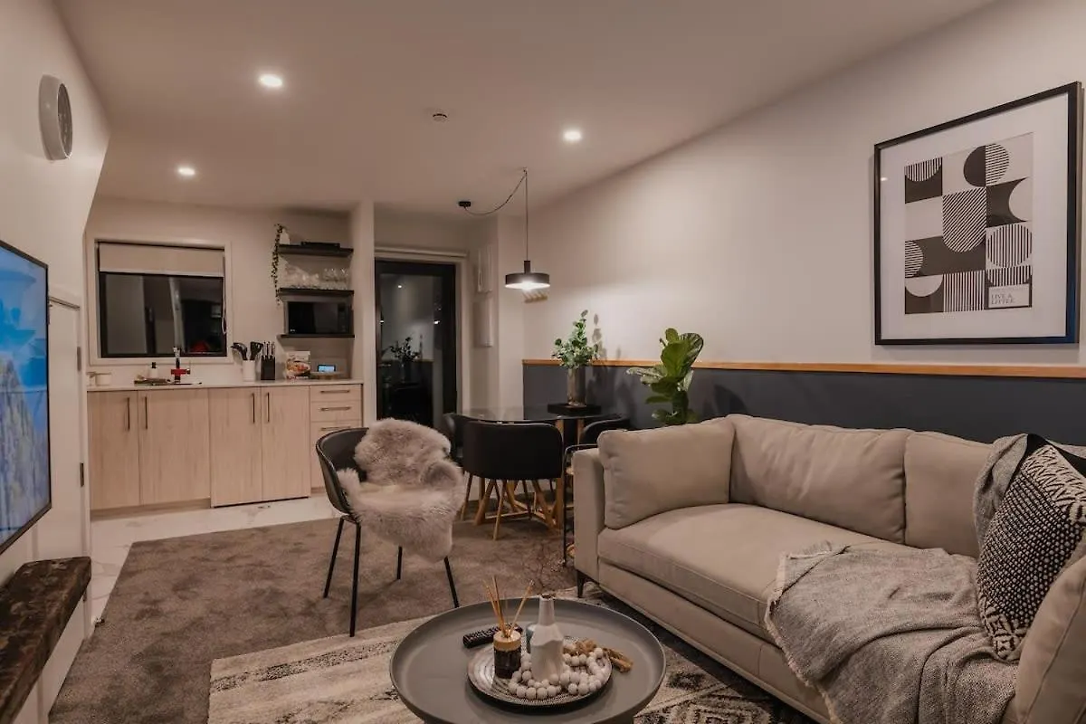 بيت للعطل High Roller Luxury Casino Suite & Hot Tub كريستتشيرش نيوزيلندا